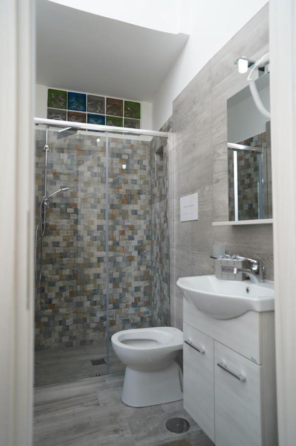 Cristal Home Napels Buitenkant foto