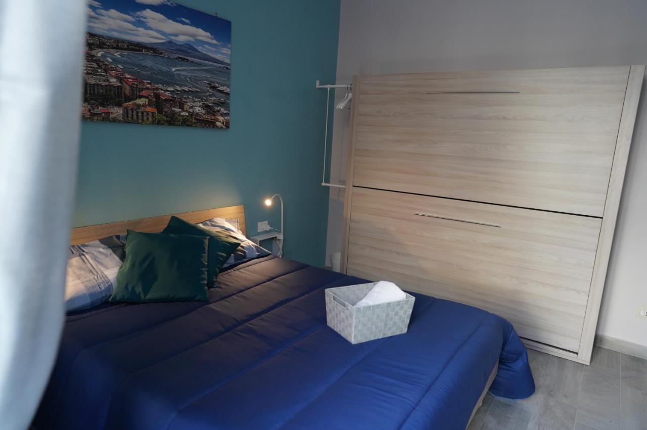 Cristal Home Napels Buitenkant foto